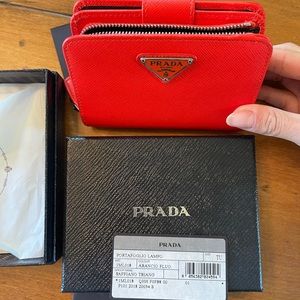 BRAND NEW PRADA wallet bright orange
